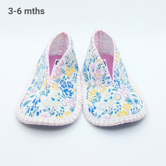 EASTER MEADOW - Baby Slippers (3-6 mths)