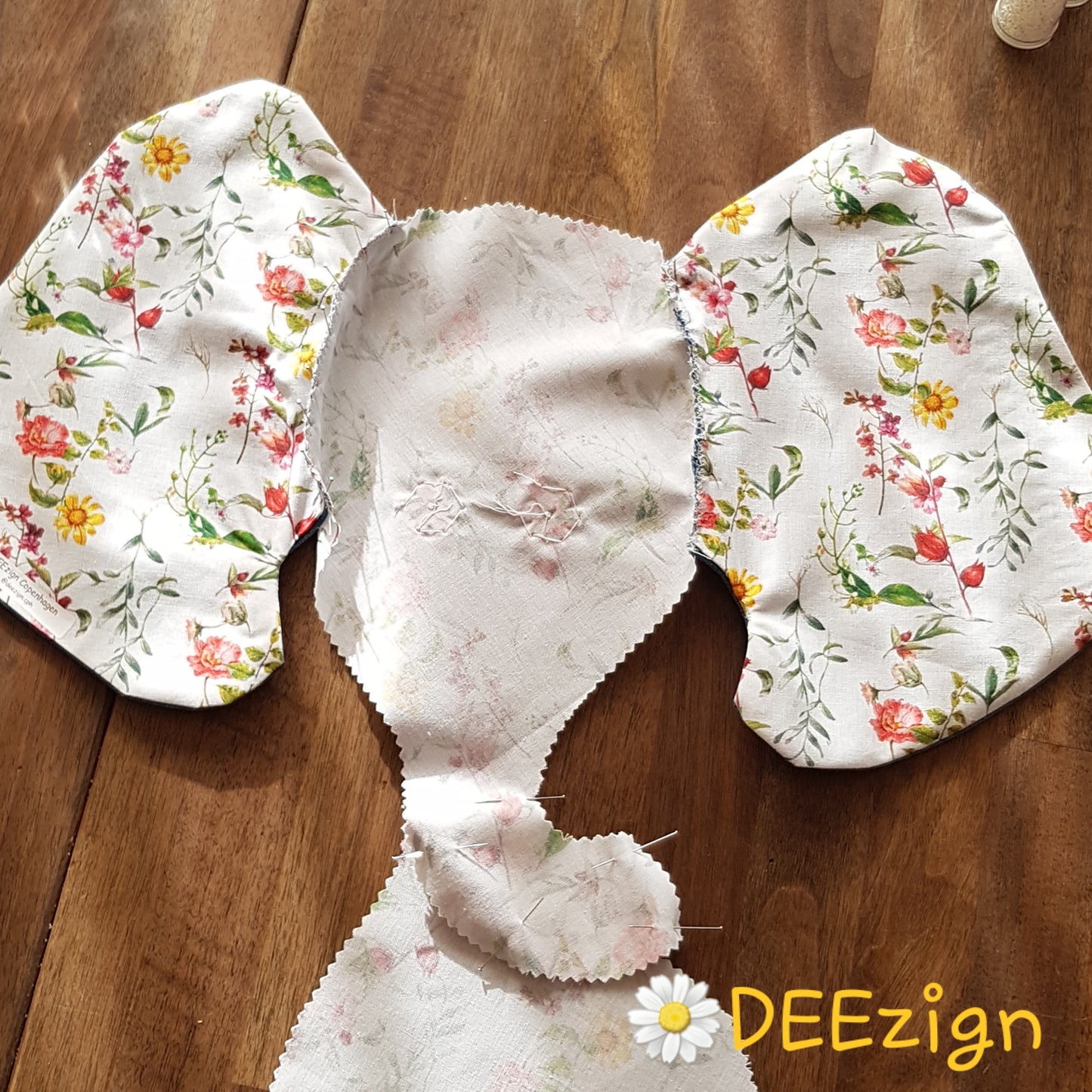 Snuggleez - SECRET GARDEN ELLEE - Heatable/Coolable bamse