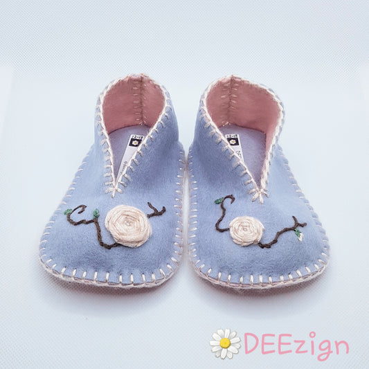 PALE PEONY - Baby Slippers (12-18 mths)