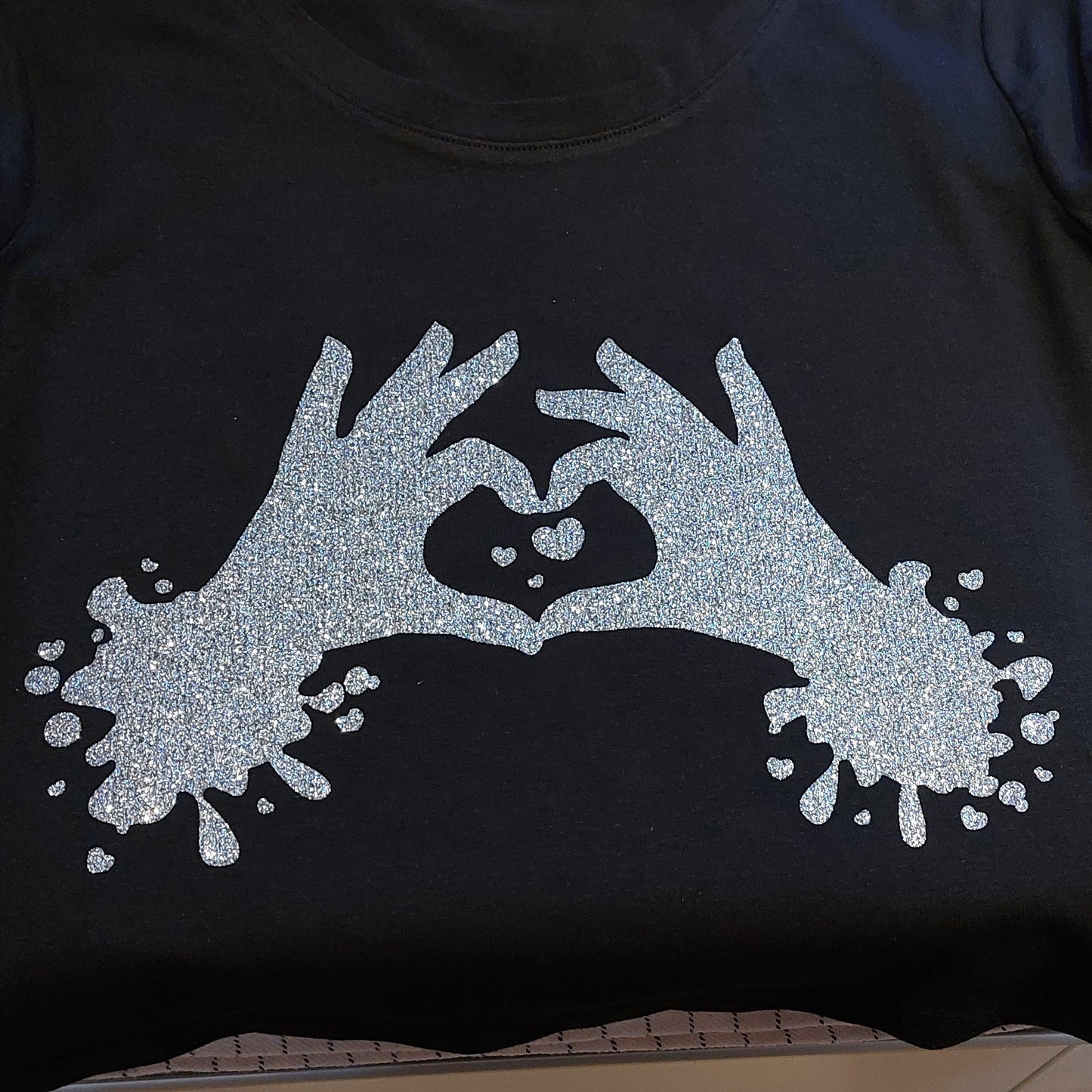 XSmall - Baby Tee - Heart hands - Glitter: silver