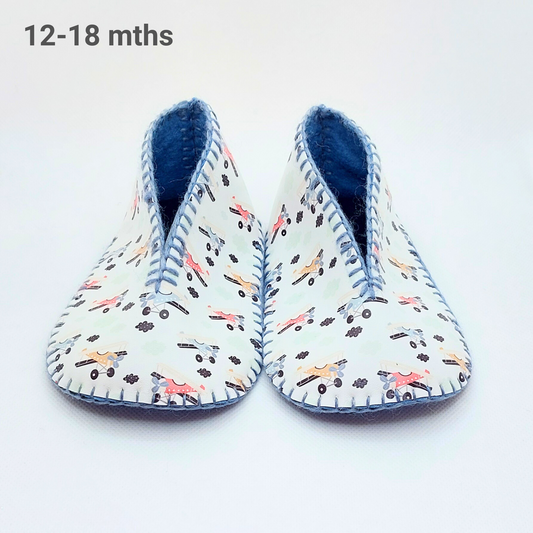 FLY BABY FLY - Baby Slippers (12-18 mths)