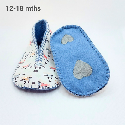 FLY BABY FLY - Baby Slippers (12-18 mths)