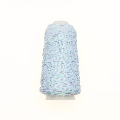 Garn - 50g - Touch of Sparkle - Lyseblå med irridescent, transparente pailletter