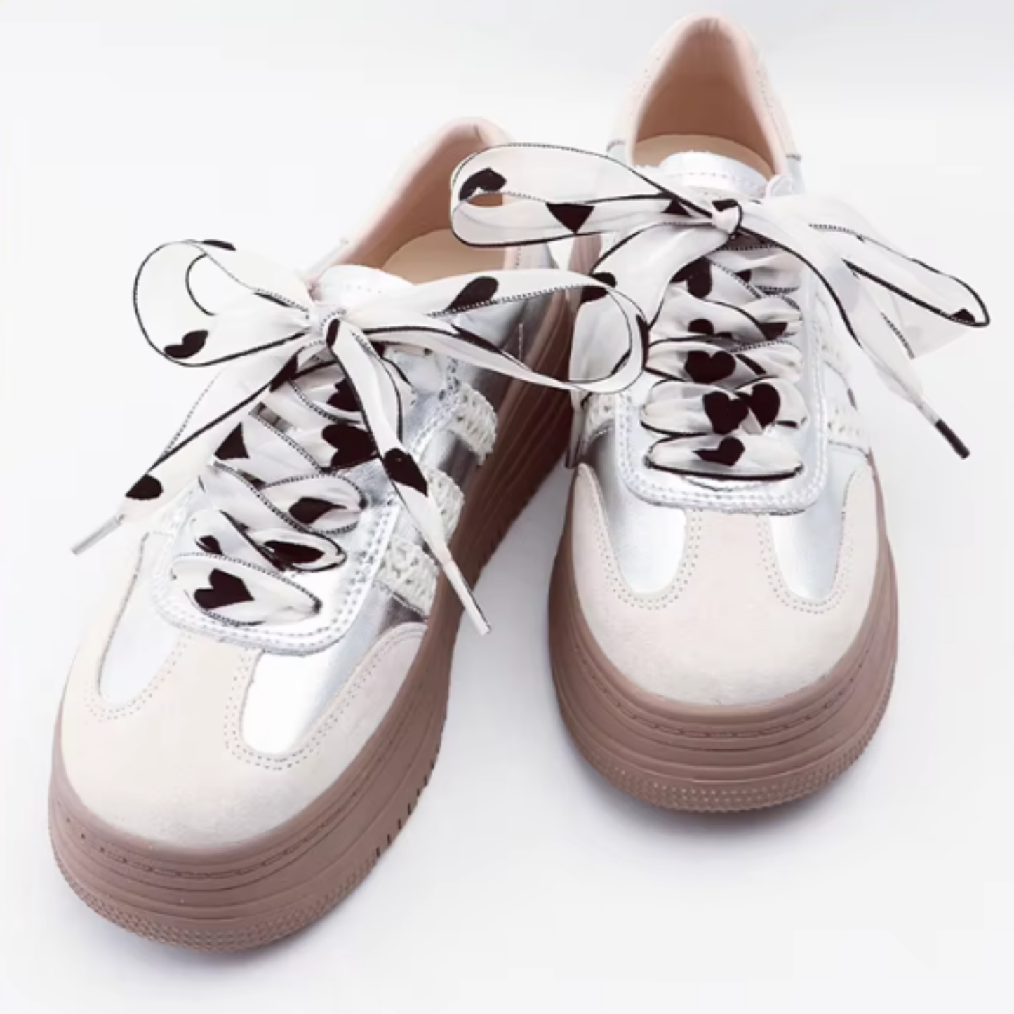 Shoelaces - Chiffon ribbon - White w. black hearts - 120 cm