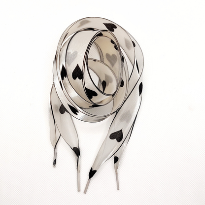 Shoelaces - Chiffon ribbon - White w. black hearts - 120 cm