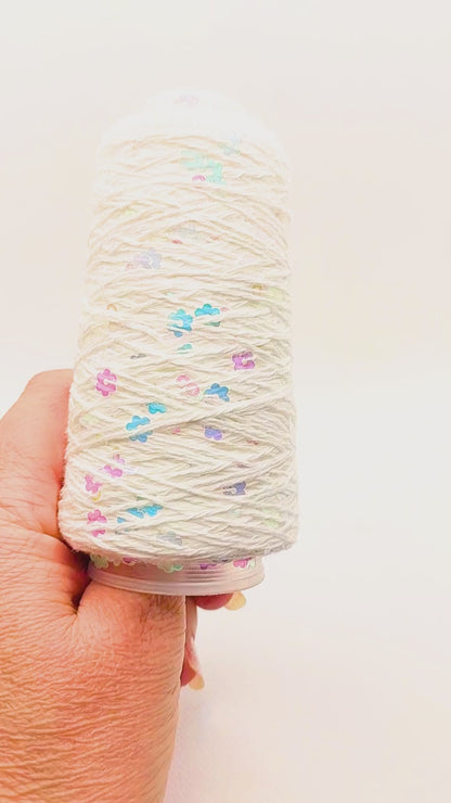 Garn - 50g - Touch of Sparkle - Hvid med irridescent, transparente blomster pailletter