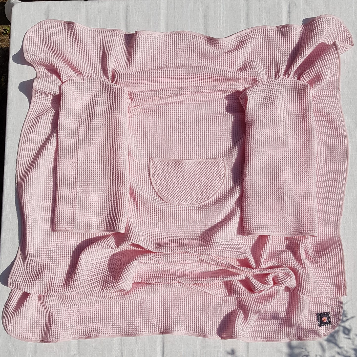 Cozee - Pink - Tween (W:150 cm x L:150 cm)