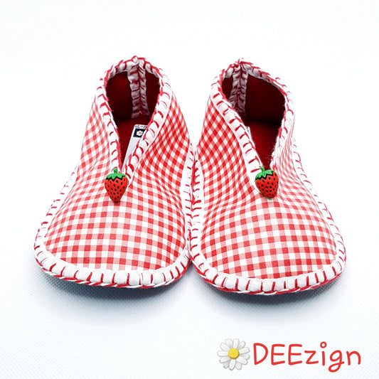 PICNIC PERFECT - Baby Slippers (12-18 mths)
