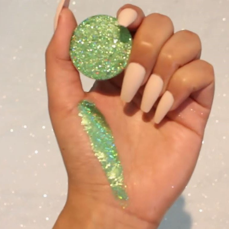 Vani Cosmetics - Mythical Pressed Glimmer (Grøn) - 2.5g